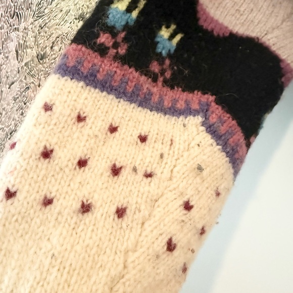 Handicraft Sheep Wool Made in Peru Colorful Patterned Sweater XL - Picture 3 of 6